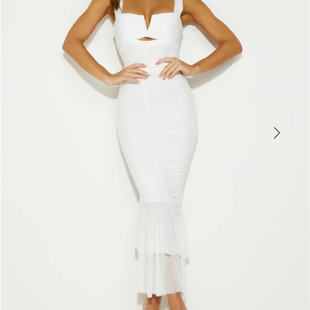 Elegant White Ruched Dress- HELLO MOLLY SZ: S